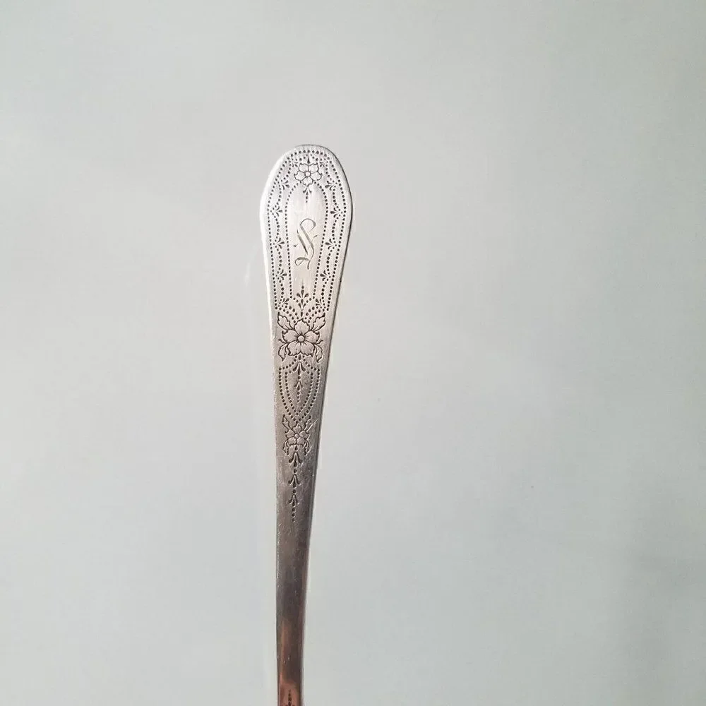 Vintage Oneida Community 1927 Paul Revere Pattern Silverplate Tea Spoon Monogram